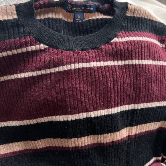 Brooks Brothers vintage wool sweater - Picture 3 of 4